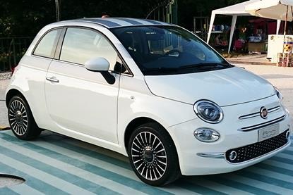 _15_-_ITALY_-Fiat_500_restyling_in_Sempione_Park_(Sforzesco_Castle)_in_Milan_-_world_premier_2015_Ha